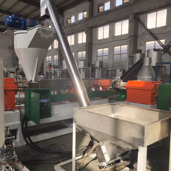 Machine de granulation d'extrudeuse de recyclage de pneus en caoutchouc